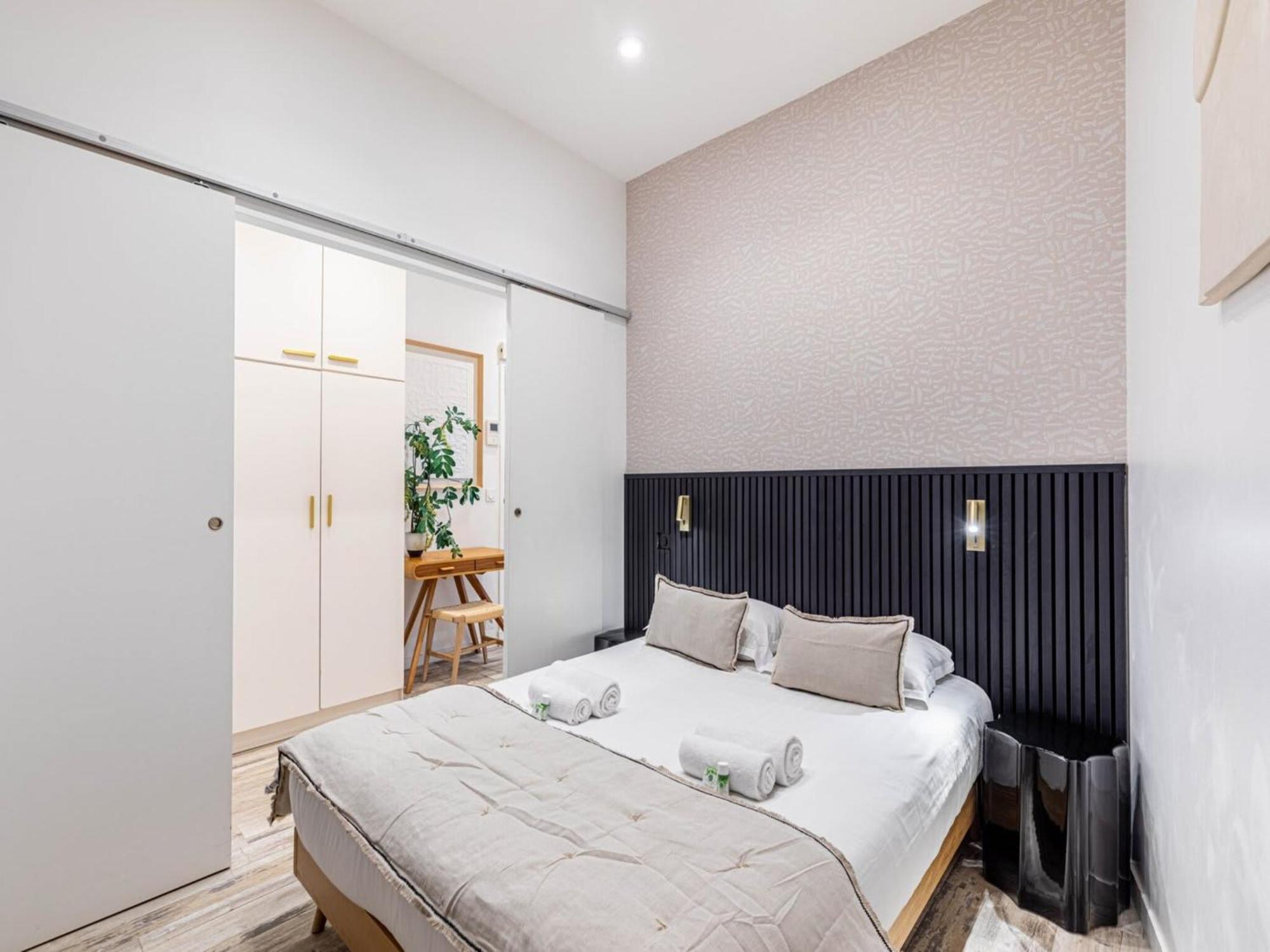 Superb Invalides St Germain Des Pres Apartment *